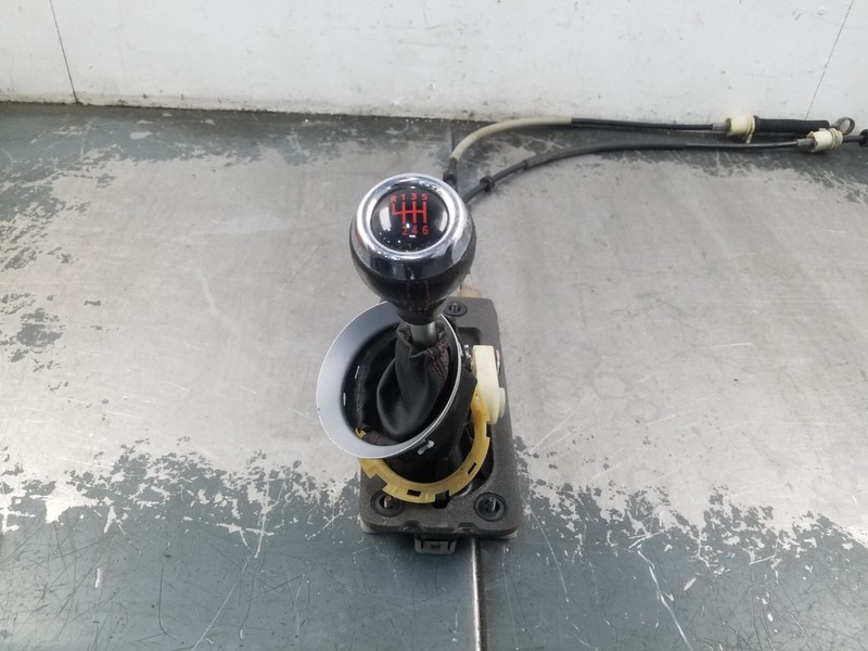 2013 Mini John Cooper Works 6 Speed Manual Shifter Assembly #2071 B9