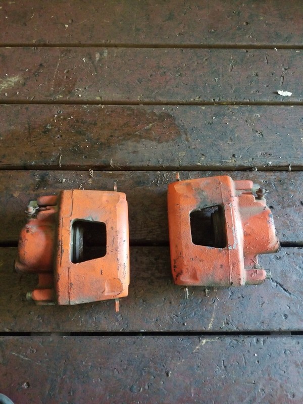1993 Pontiac firebird Front Left & Right Brake Calipers