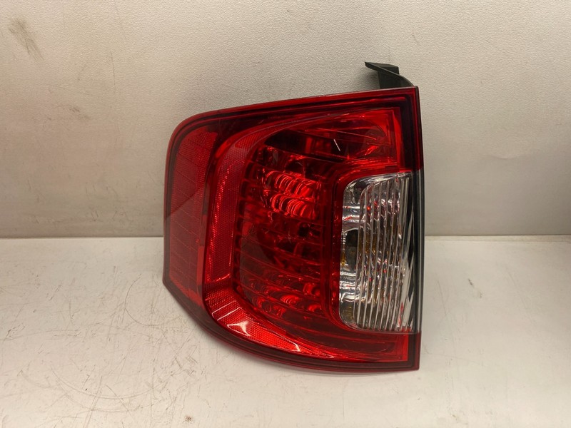 2011-2014 FORD EDGE LEFT REAR TAILLIGHT LAMP ASSEMBLY OEM