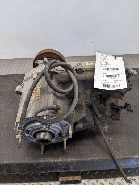 Transfer Case Model 231 Manual Transmission Fits 03-06 WRANGLER 1127496