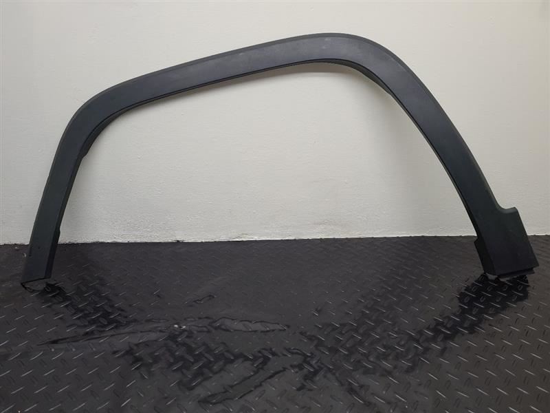 16-18 Jeep Cherokee Left Driver Narrow Fender Flare Molding OEM 5ZQ39TZZAA