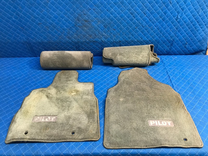 2003-2008 HONDA PILOT FLOOR MAT CARPET RUG SET of 4