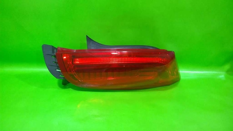 13-17 XTS PASSENGER RIGHT TAILLIGHT LAMP OEM 4073-101