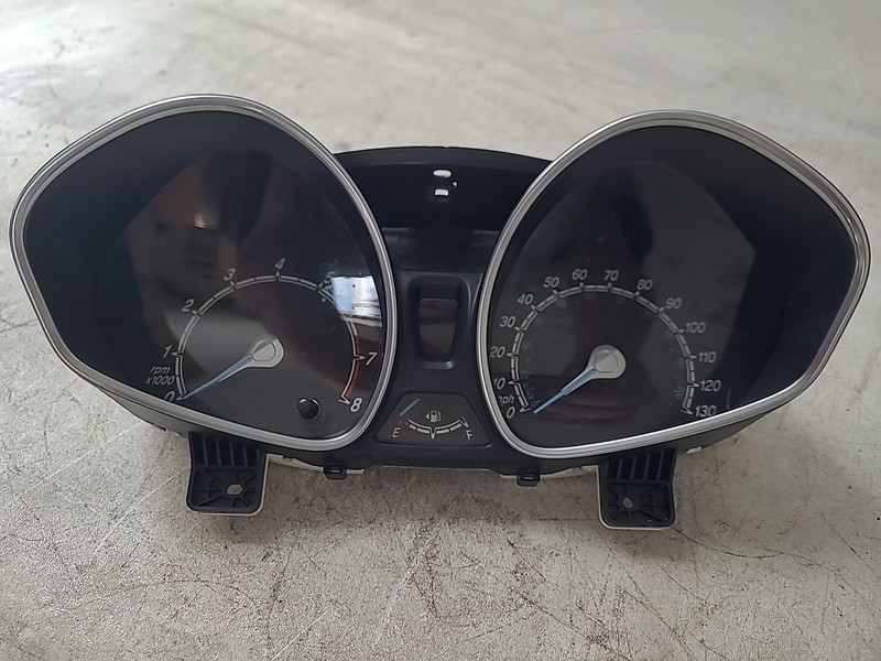 2013-2017 Ford Fiesta Speedometer Instrument gauge Cluster 157,359 Miles OEM