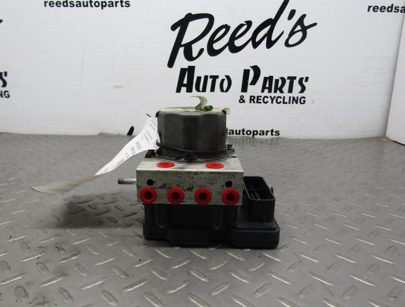 Anti-Lock Brake Part Assembly Vin 5 1st Digit USA Built Fits 14-15 ROUGE