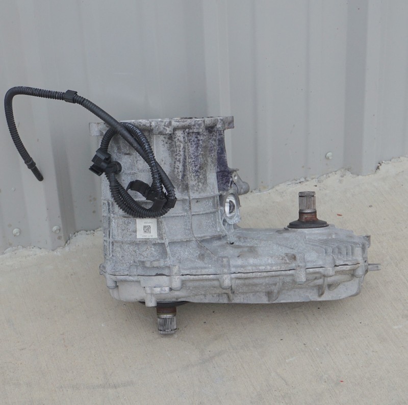 11-18 Porsche Cayenne 958 4.8l Transfer Case 958341042D OEM