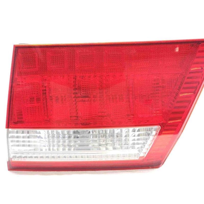 2005 Odyssey RH Passenger Side Gate Tail Lamp Assembly Light Scratch 34151SHJA01