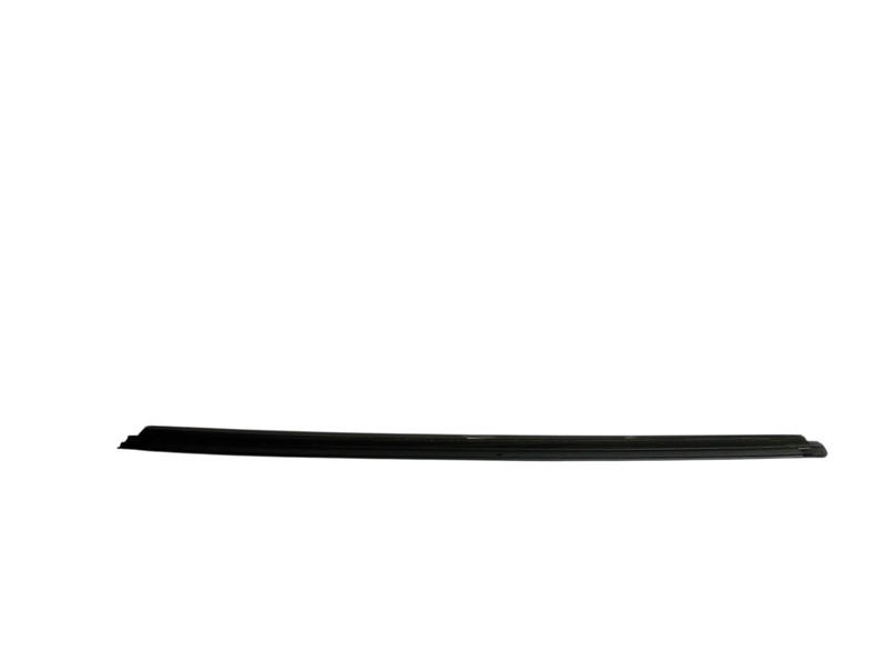 2012-2015 Jeep Patriot Right Front Door Window Weather Strip 5067754AC OEM 11917