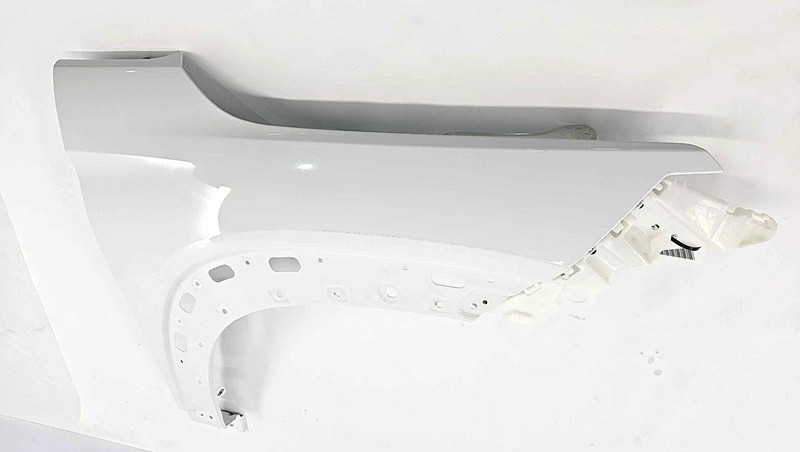 2021-2024 Chevy Trailblazer Lt Right RH Fender White With Bumper Bracket OEM