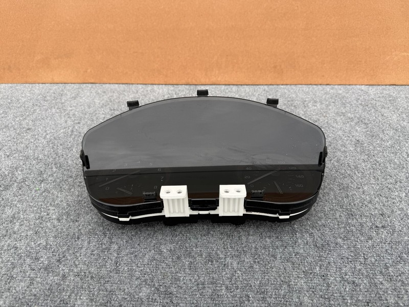 HYUNDAI GENESIS SEDAN & G80 2015-2020 OEM CLUSTER ODOMETER GAUGE ASSEMBLY 35K