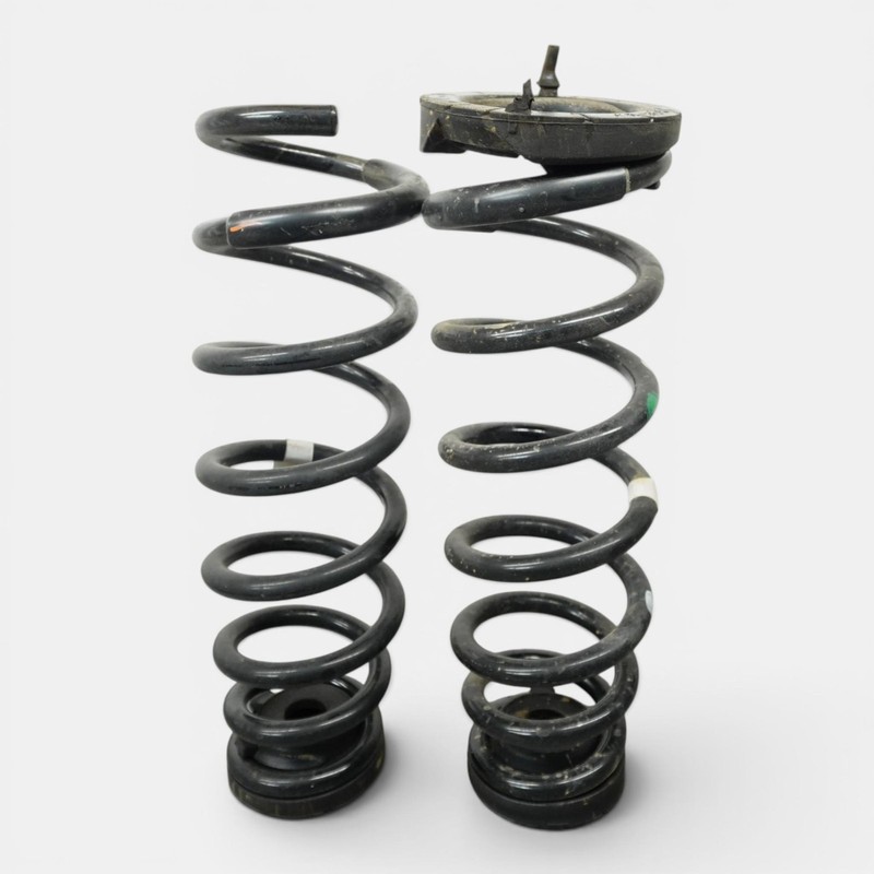 2025-2026 KIA K5 LXS Rear Right Left Suspension Coil Spring Set OEM 55340l1110