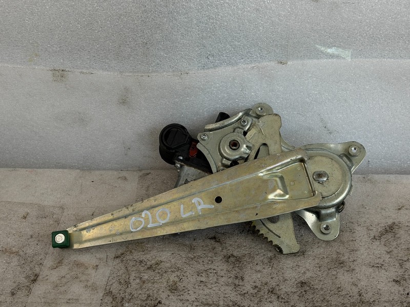 04-06 LEXUS ES330 Driver Left Rear Window Regulator OEM #020