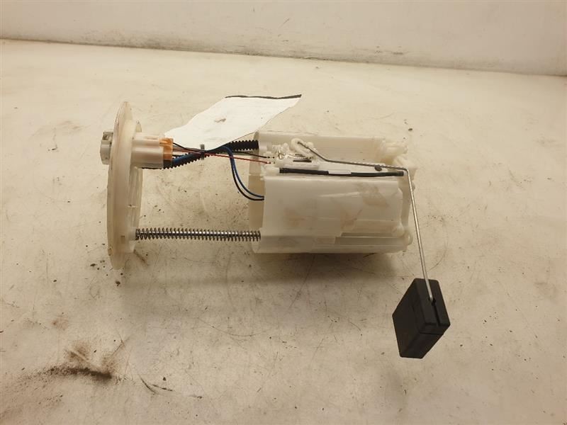 09-13 TOYOTA HIGHLANDER 2.7L FWD FUEL PUMP ASSEMBLY
