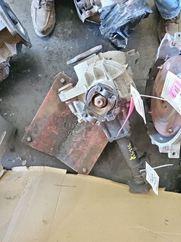 Carrier Front Axle 4.10 Ratio Opt GT5 Fits 99-10 SIERRA 2500 PICKUP 298754