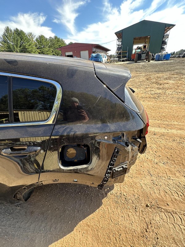 2020-2022 KIA SPORTAGE REAR LEFT SIDE QUARTER PANEL CUT BLACK 9P OEM