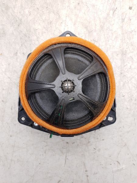 2006 - 2013 TOYOTA RAV4 PASSENGER SIDE REAR DOOR JBL SPEAKER ASSEMBLY
