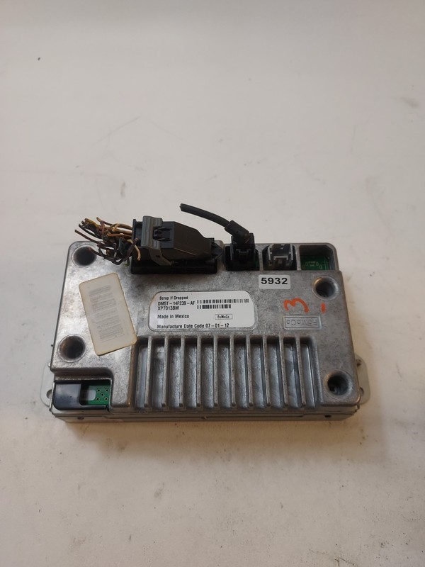 12–15 Ford Focus Sync 2 APIM Module 8-In Touchscreen Display DM5T-14F239-AF OEM