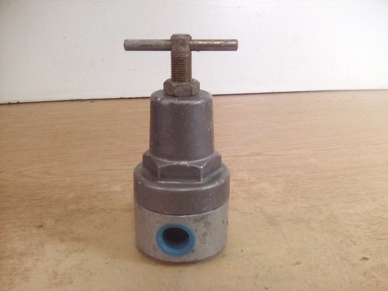 Monnier-Algonac 101-1000-4 Pneumatic Air Regulator