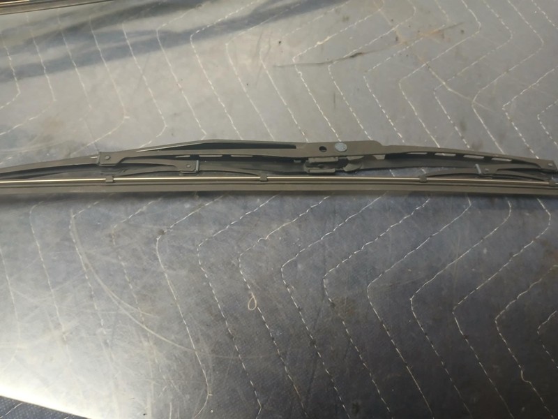 10-17 JEEP COMPASS FRONT WINDSHIELD WIPER ARMS LEFT RIGHT SET PAIR BOTH OEM