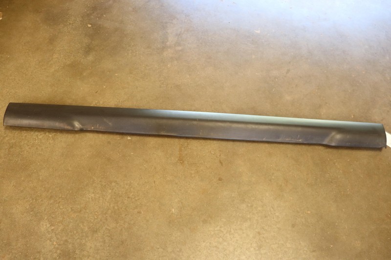2002-2003 JEEP GRAND CHEROKEE LEFT DRIVER SIDE ROCKER PANEL SKIRT MOLDING OEM