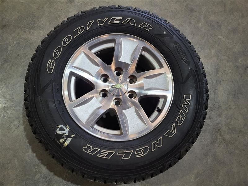 Wheel 17x8 5 Spoke Opt Q5U Fits 15-20 SUBURBAN 1500 558468