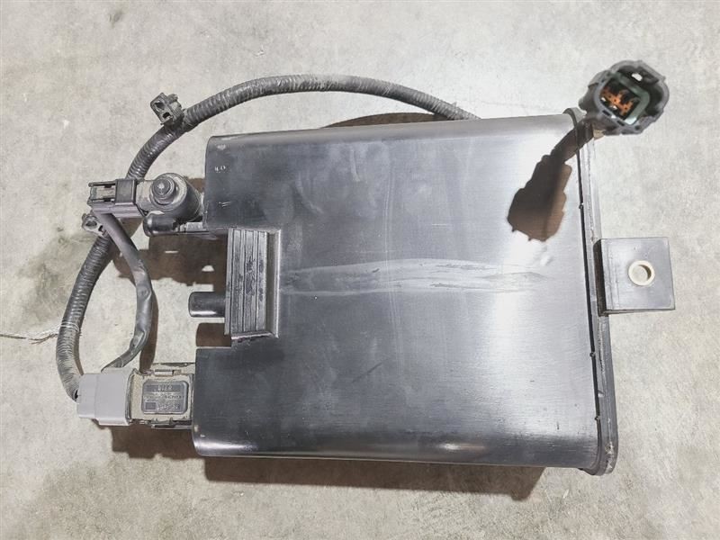 M35 2008 Fuel Vapor Canister 566225