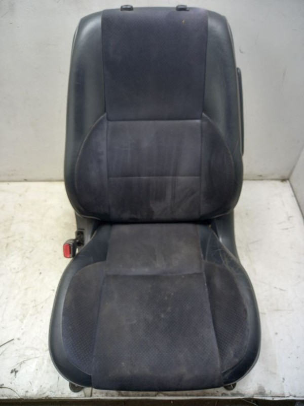 01 02 03 LEXUS IS300 SPORT CROSS FRONT DRIVER LEFT BUCKET SEAT ALCANTARA-LJ20