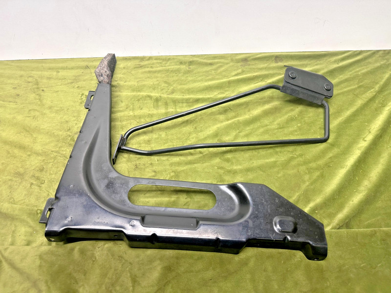 07-10 Saturn Sky Front Left Driver Inner Upper Fender Bracket Support OEM 69K Mi