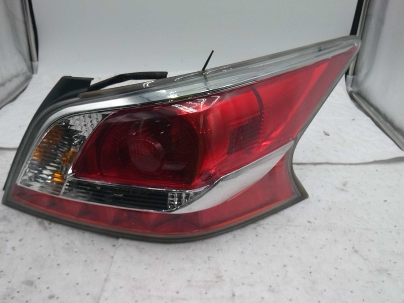 Used Right Tail Light Assembly fits: 2013 Nissan Altima quarter panel mounted Sd