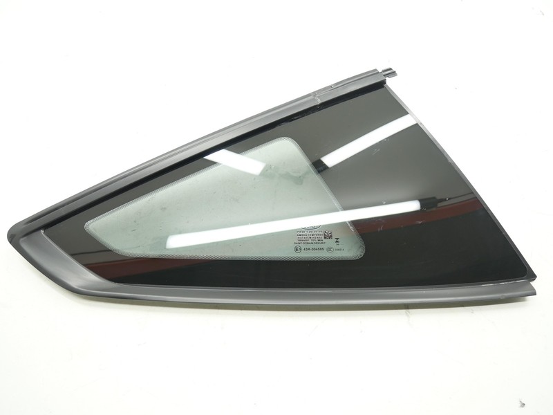 2024-2025 Ford Mustang GT S650 Rear Passenger Quarter Glass Window Right RH OEM