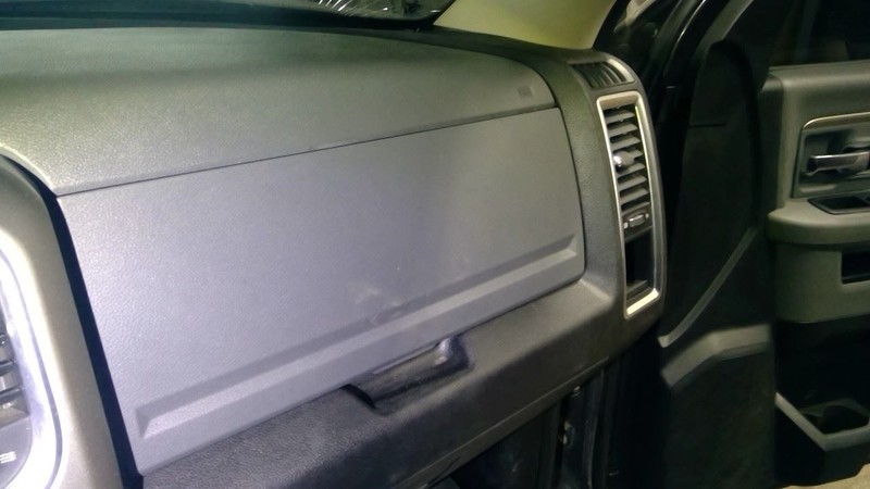 RAM 2500 2013-2019 Upper Glove Box 1786854