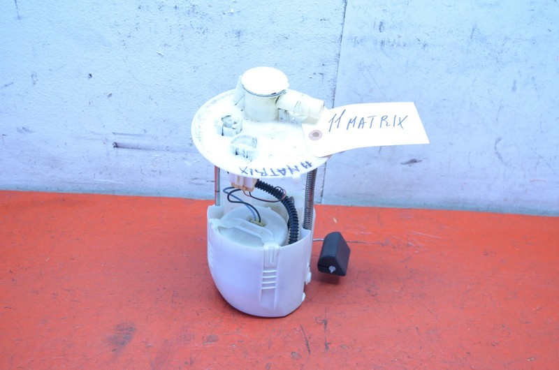 09-14 TOYOTA MATRIX 1.8L FUEL PUMP ASSEMBLY OEM
