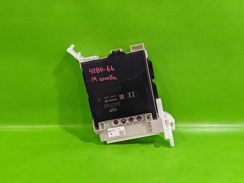 19-23 COROLLA HTBK MULTIPLEX NETWORK BODY CONTROL MODULE OEM 4284-66
