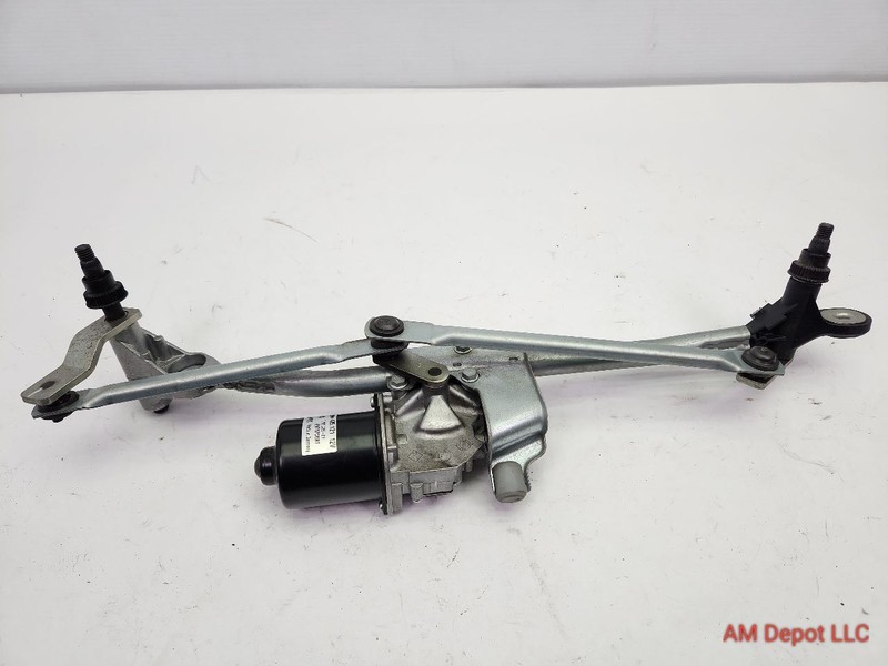 2009 BMW 135i 128i E82 E88 Windshield Wiper Motor Linkage 61617192963
