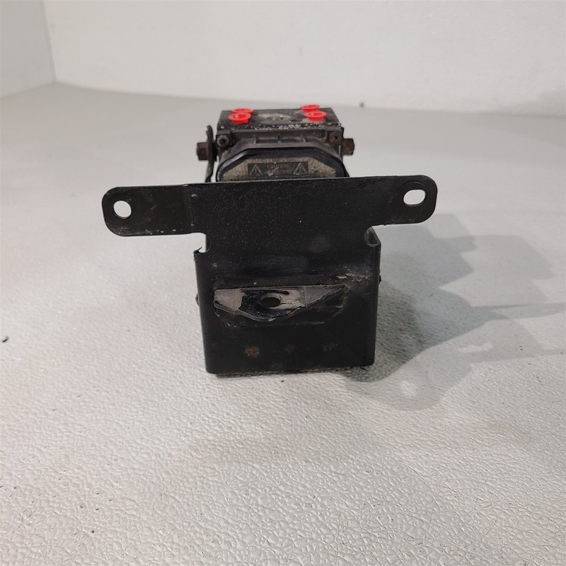 99-04 Mustang Gt Anti Lock Abs Brake Control Module Pump Aa7465