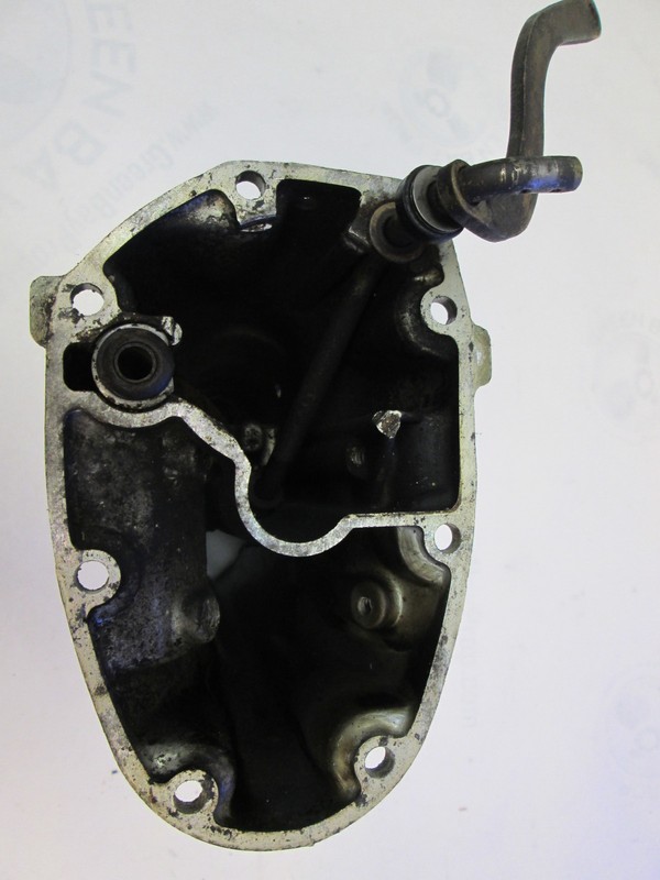 0381280 Evinrude Johnson Outboard 9.5 HP Exhaust Housing 1960's 312334