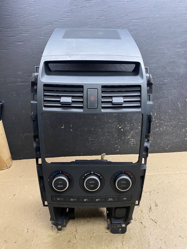 2007 - 2009 Mazda CX-9 Radio Dash Trim Bezel W/Vent AC Climate Control U5208 DG
