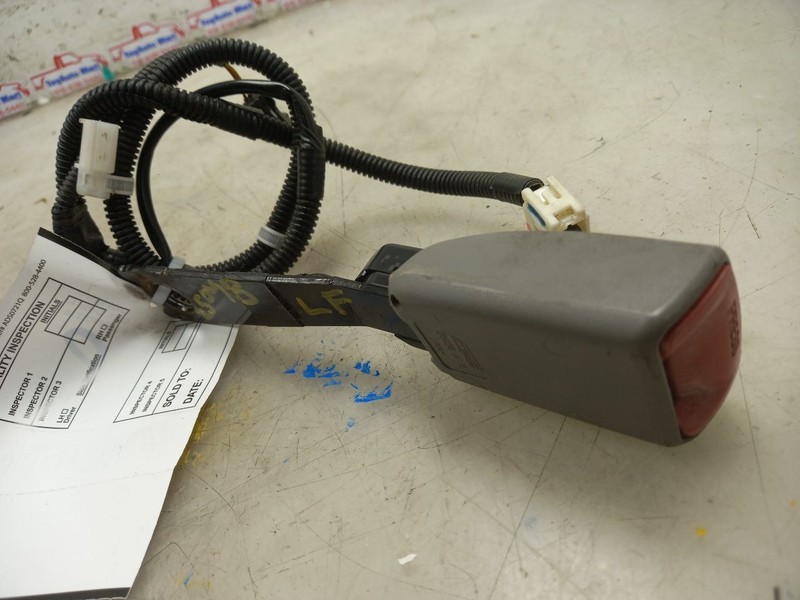 05-10 TOYOTA SIENNA LE FRONT DRIVER LEFT SEAT BELT BUCKLE GRAY-FC12