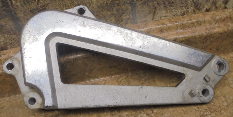 1982 Yamaha Virago XV920 XV 920 Foot Peg Mount Exhaust Bracket Frame Pedal LH 82