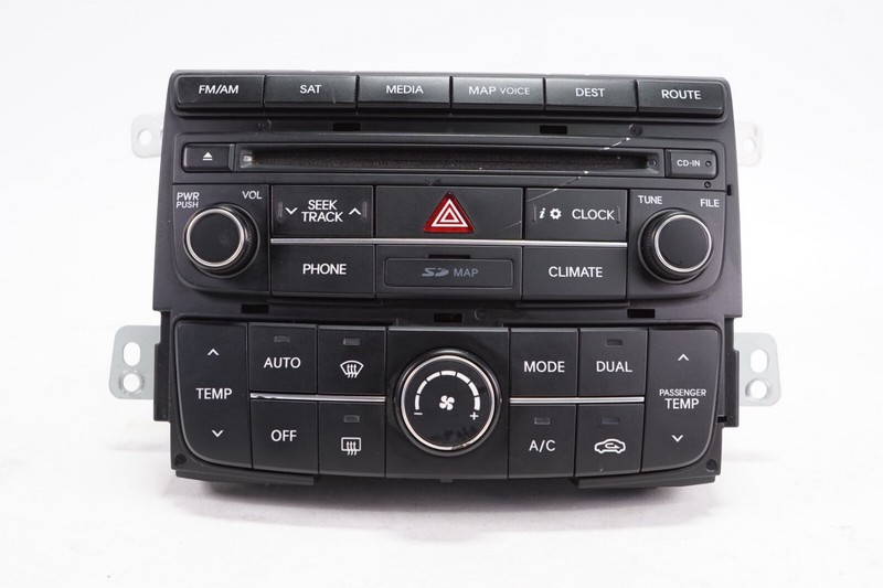 HYUNDAI SONATA Radio Navigation Head Unit AM-FM Tuner CD GPS DVD OEM 2013 2014