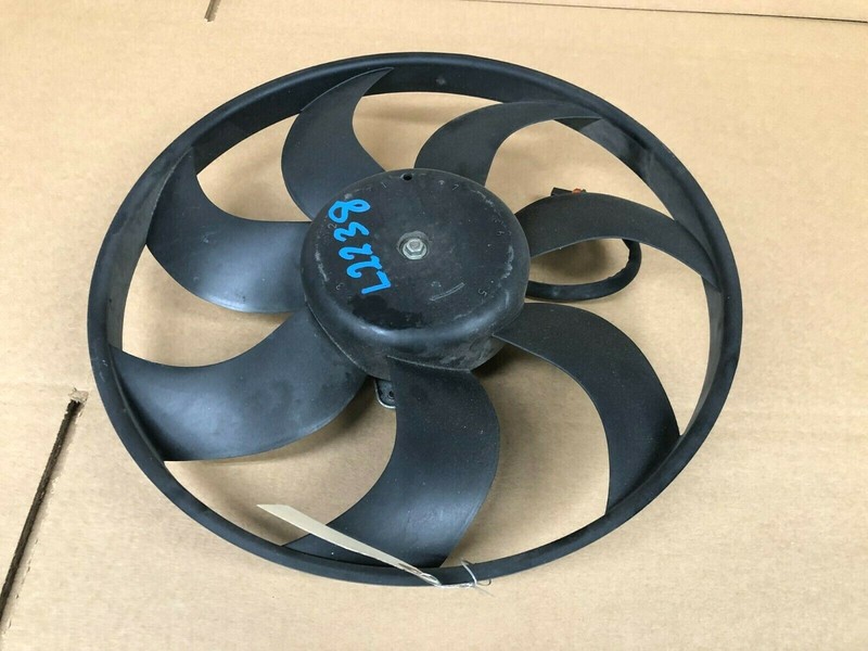 ⭐2015-2017 RANGE ROVER EVOQUE 2.0L LEFT LH BIG BLADE RADIATOR FAN OEM LOT2238