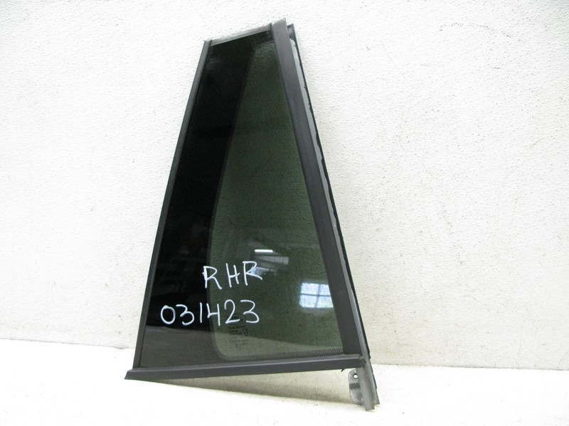 06-13 LAND ROVER RANGE ROVER SPORT SMALL WINDOW GLASS RIGHT REAR OEM 031423