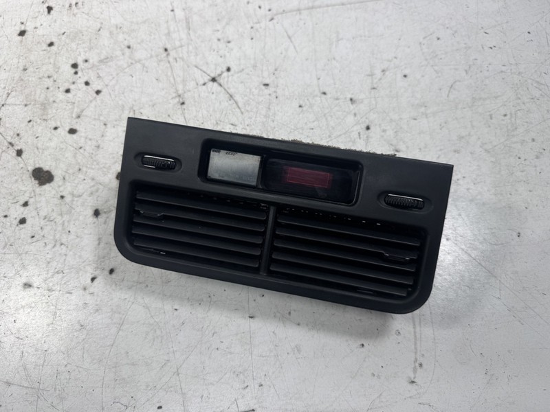 90-91 Honda CRX Center Dash Vent with Clock OEM