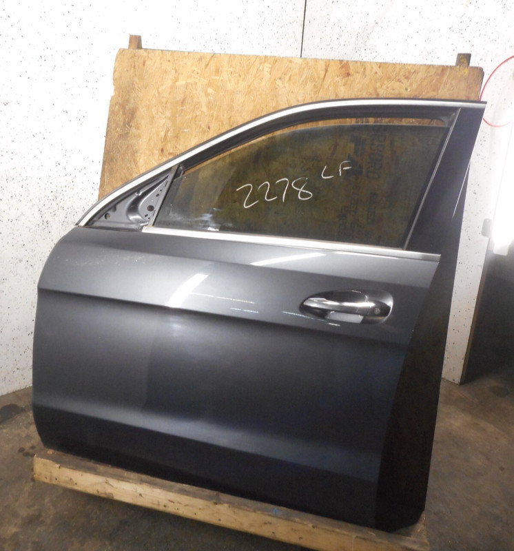 2013-2016 Mercedes-Benz GL450 Front Door Assembly Driver Left OEM 755