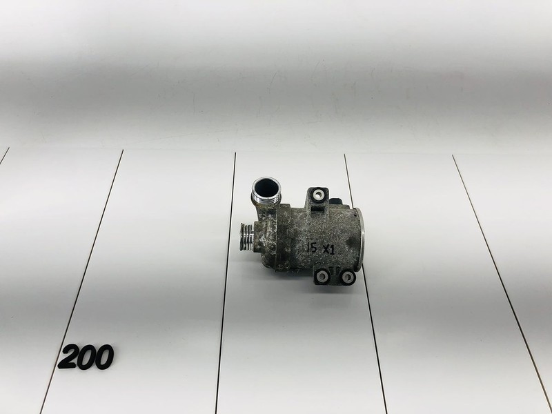 13-15 BMW X1 384 2.0L L4 N20 GAS ENGINE MOTOR COOLING WATER PUMP OEM