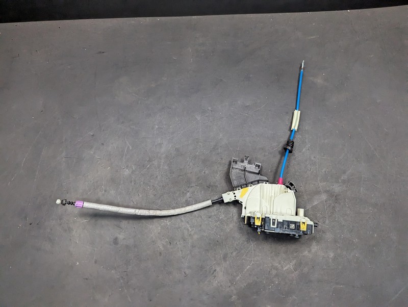 Rear Left Door Lock Latch 2018 Mercedes CLA 250 1177320108 2014 2015 2016 - 2019