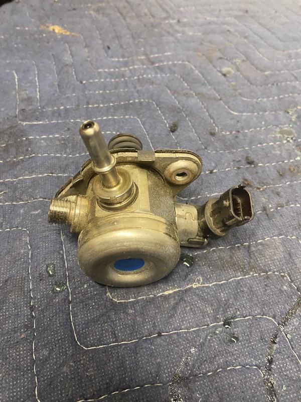 2017 Kia Sorento LX High Pressure Fuel Pump OEM