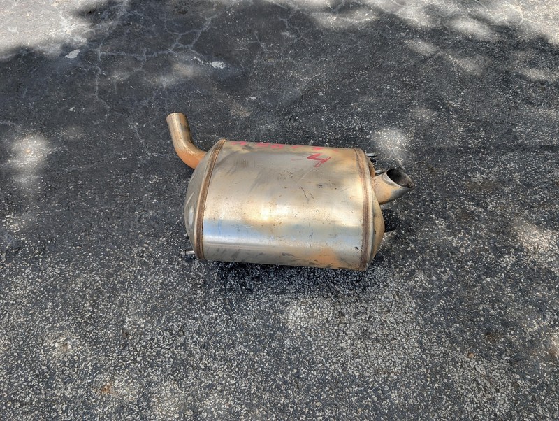 Right Exhaust Muffler 2018 Acura TLX 18307-TZ4-A21 2019 2020