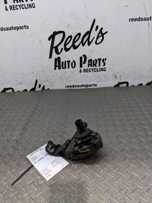 Coolant Pump 5.3L Upper Under Throttle Body Fits 21 23-25 TAHOE 1184830