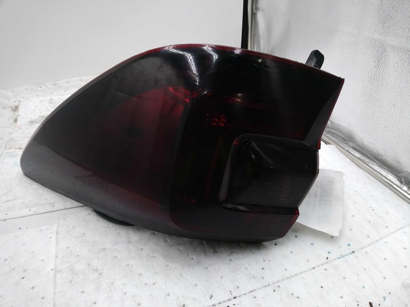 2015 Subaru Legacy Right Tail Light Assembly Red OEM 132734 118K Miles